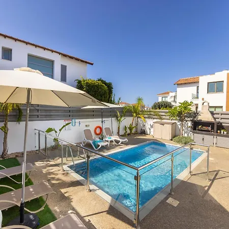 Accomoteleia Blue Feriehus Protaras