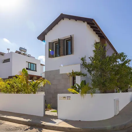 Accomoteleia Blue 4*