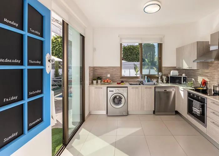 Accomoteleia Blue 4* Protaras