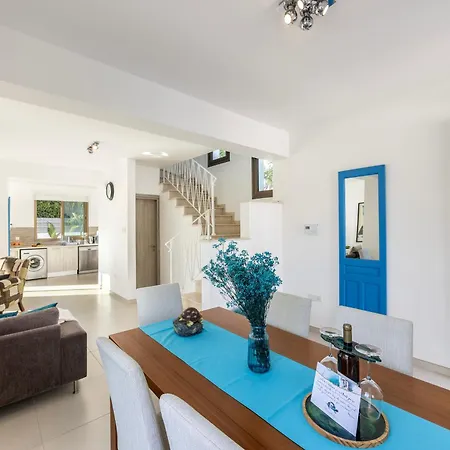 Accomoteleia Blue 4*