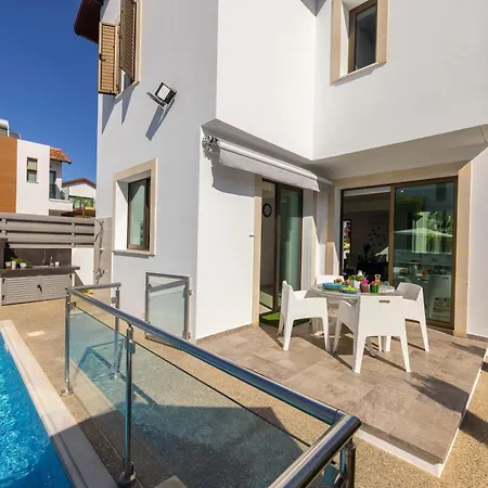 Dom wakacyjny Accomoteleia Blue