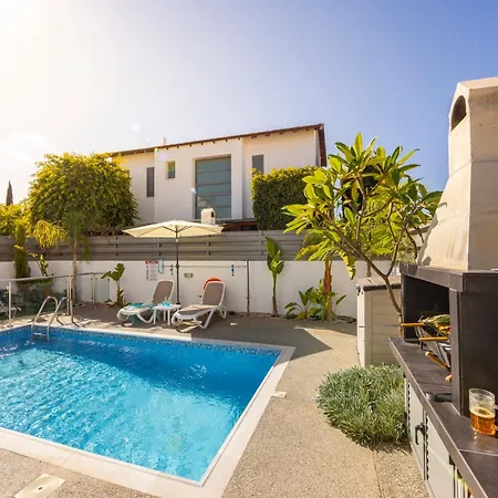 Accomoteleia Blue Holiday home