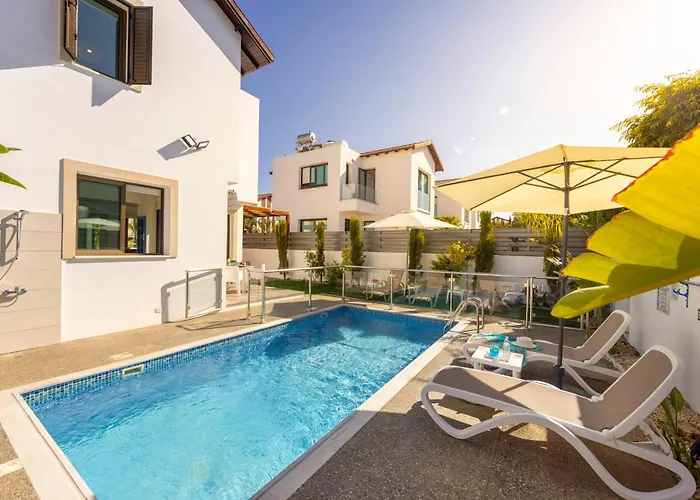 Accomoteleia Blue Protaras