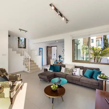 Accomoteleia Blue 4* Πρωταράς