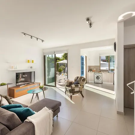 Σπίτι διακοπών Accomoteleia Blue 4*