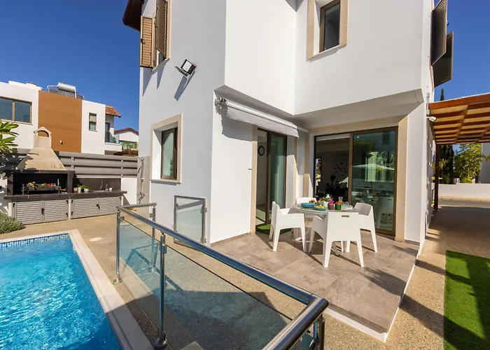 Holiday home Accomoteleia Blue